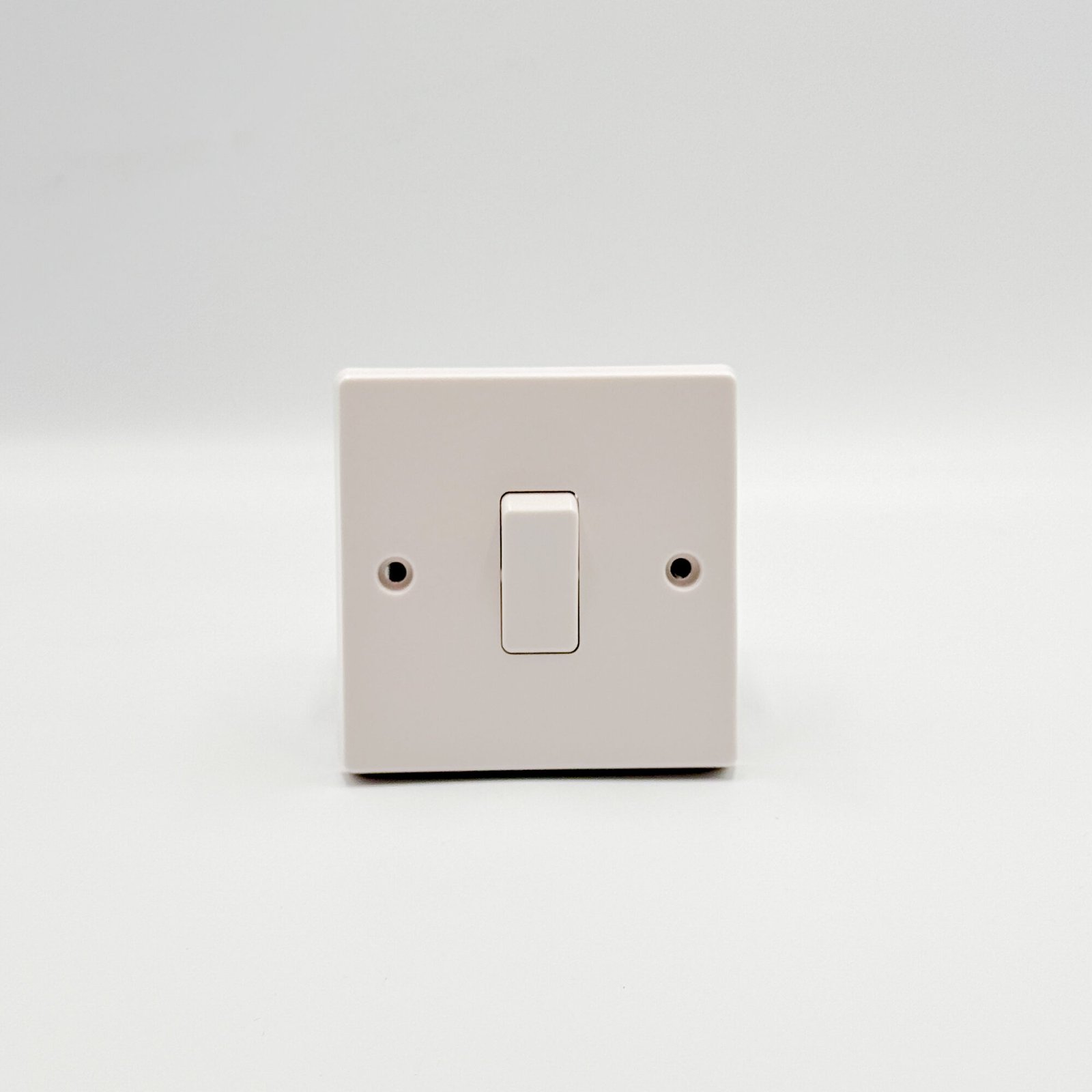 modi-bakelite-switch-socket-10a-1gang-2-way-plate-switch