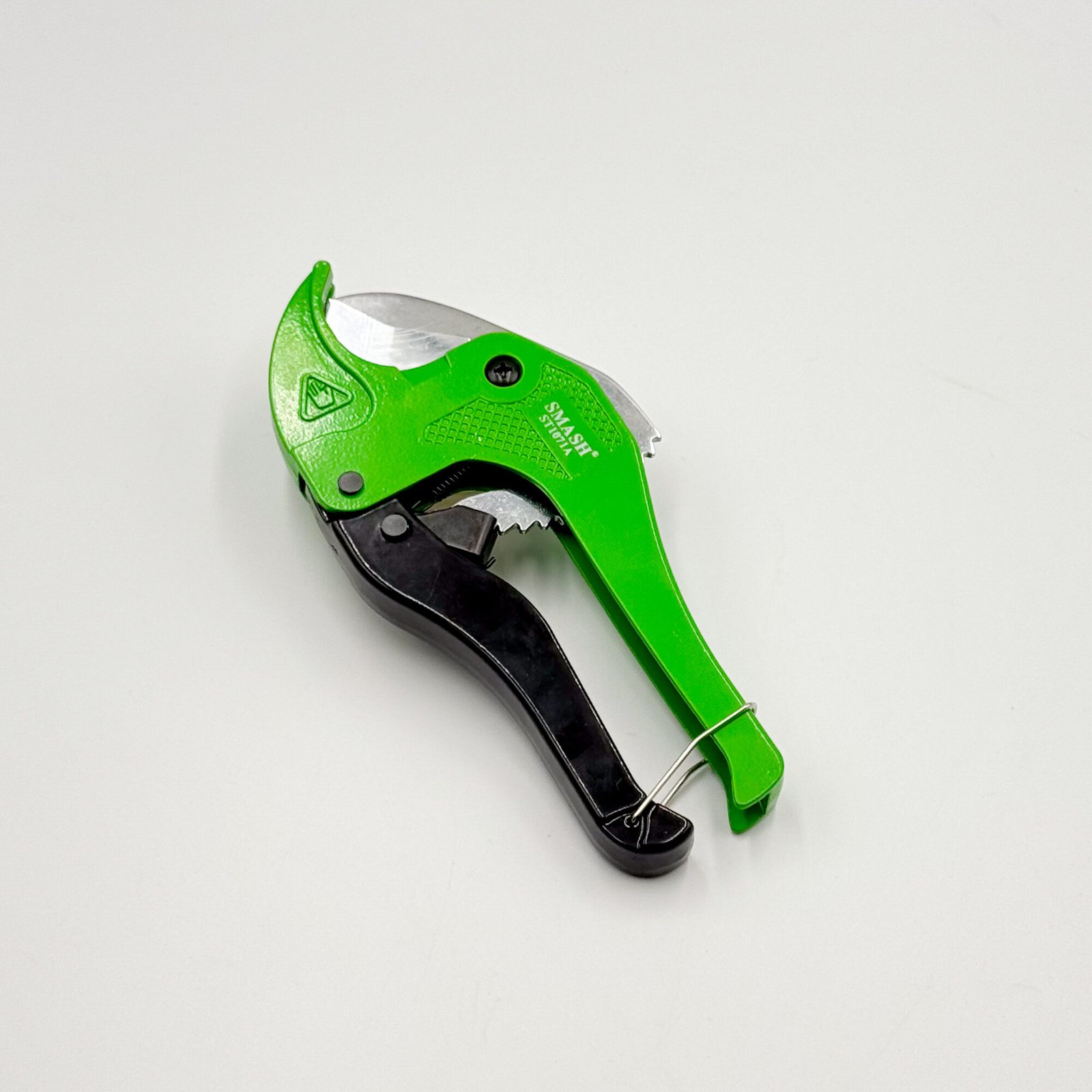 SMASH PROFFESIONAL TOOLS VINYL PIPE CUTTER